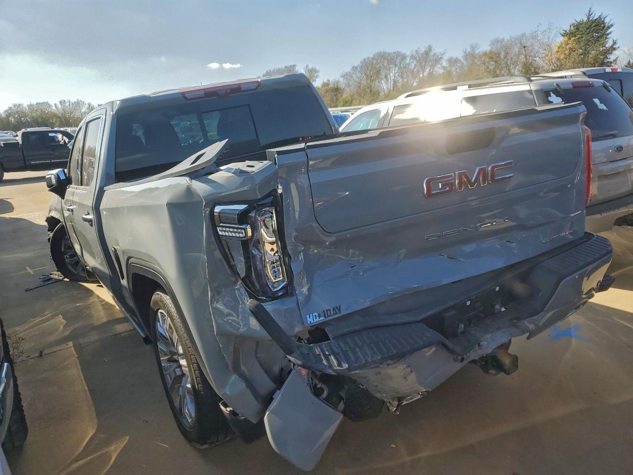 2025 GMC Sierra K1500 Denali - Фото 2