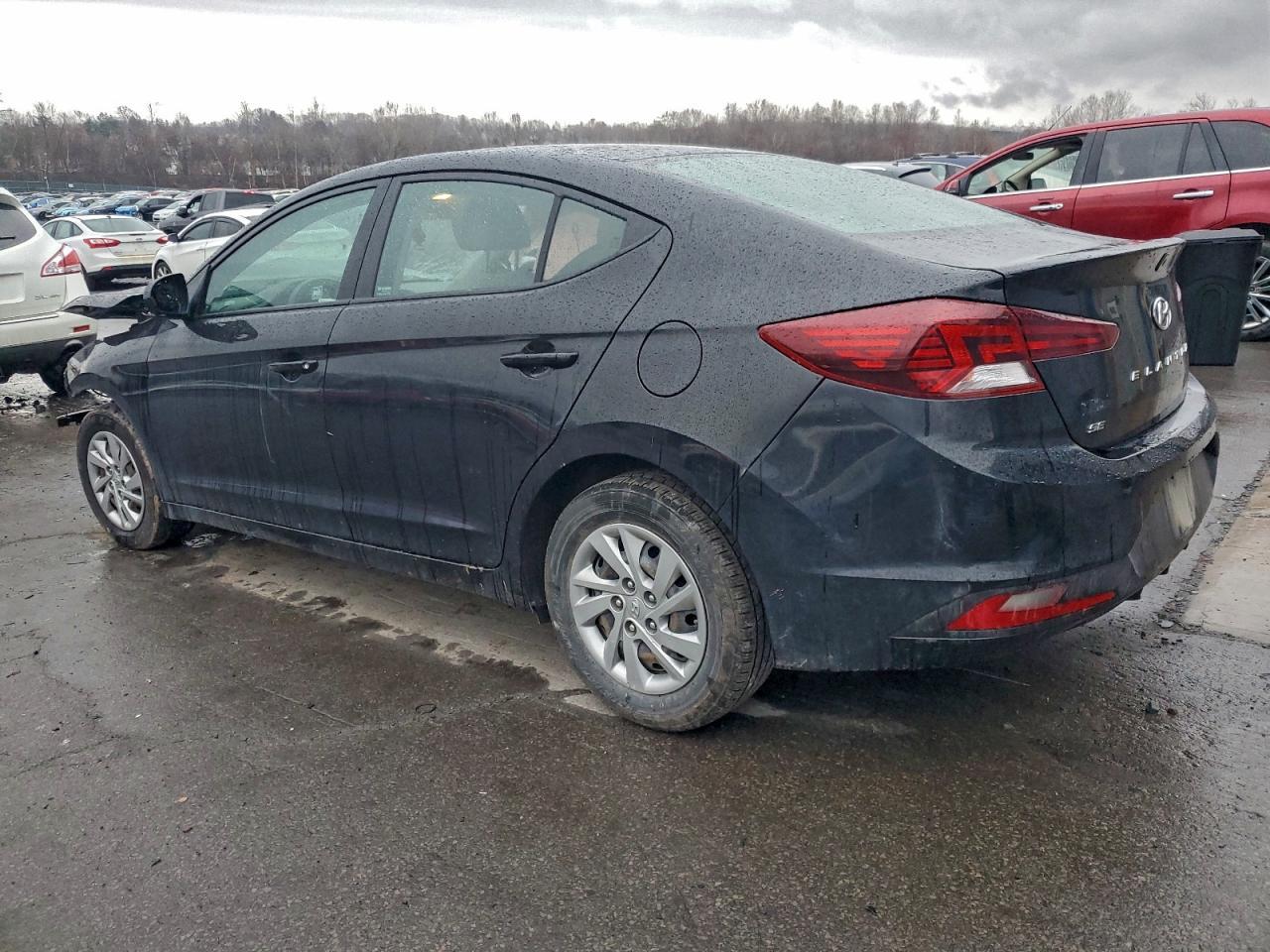 2019 Hyundai Elantra Se - Фото 2