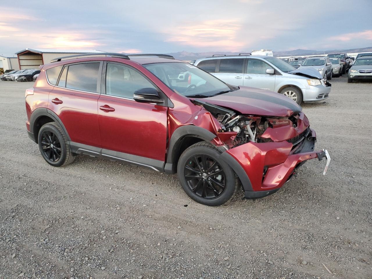 2018 Toyota Rav4 Adventure - Фото 4