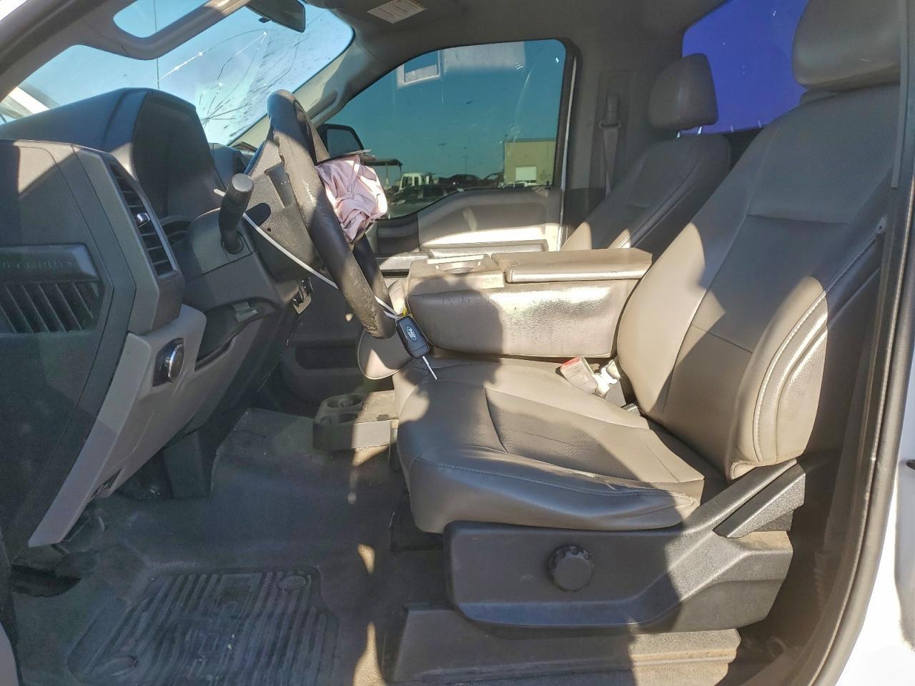 2019 Ford F250 Super Duty - Фото 7