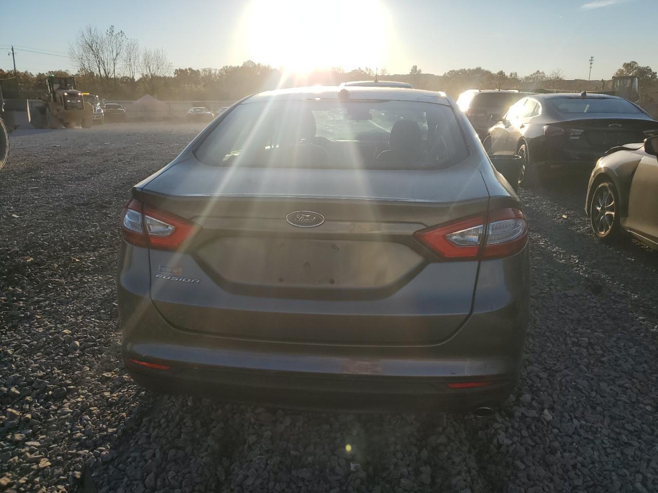 2014 Ford Fusion S - Фото 6
