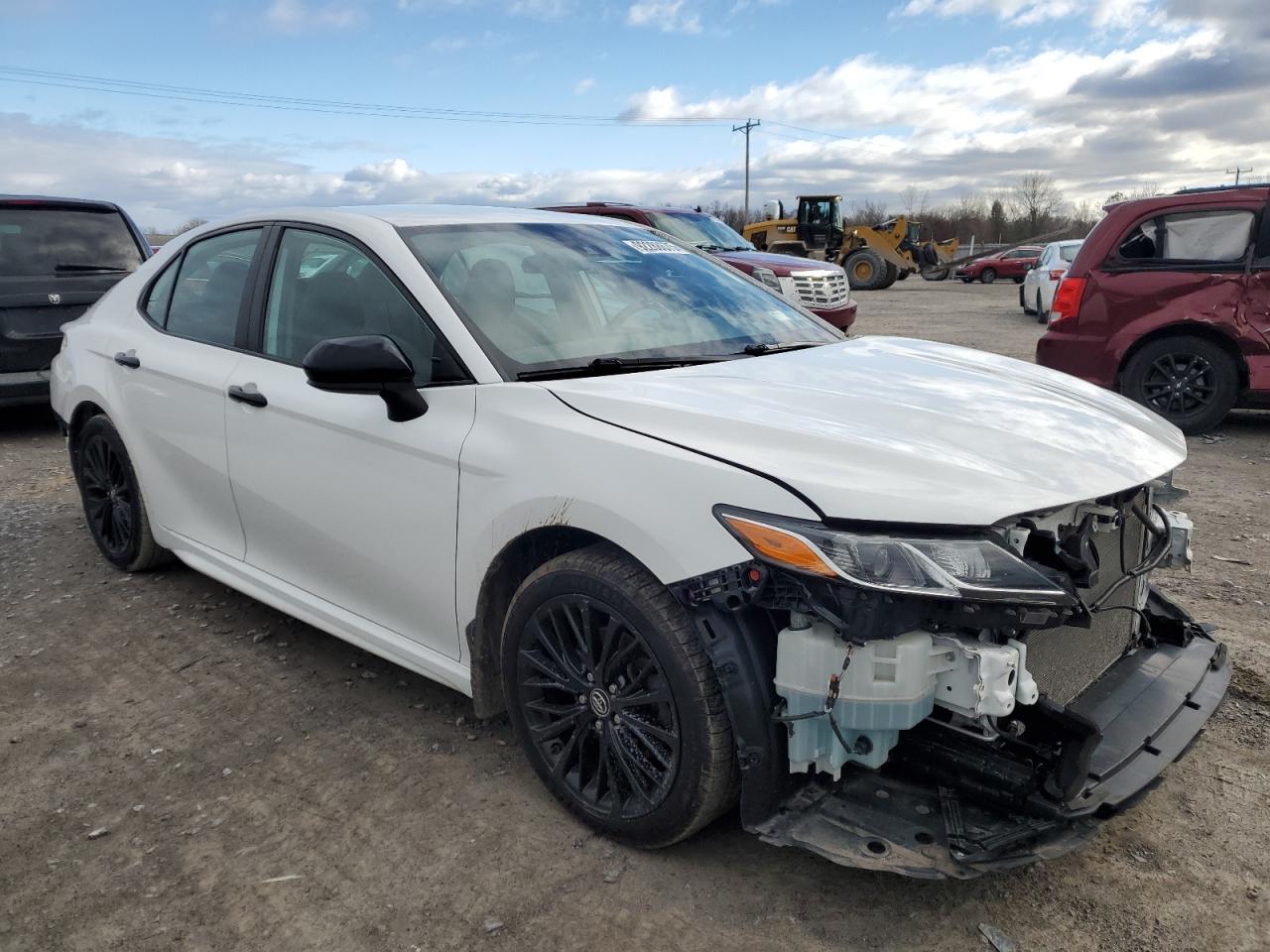 2019 Toyota Camry L - Фото 4