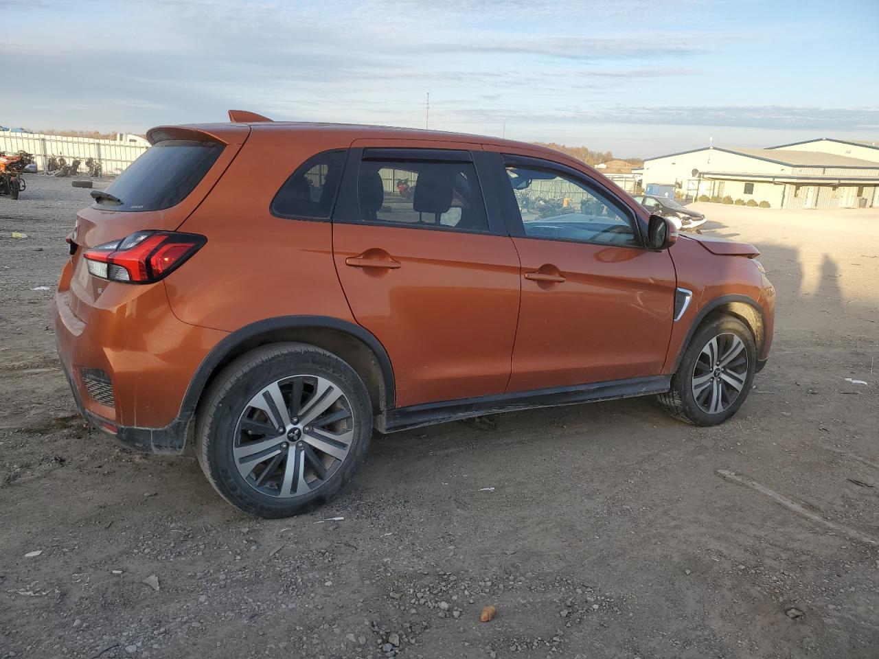 2020 Mitsubishi Outlander Sport Es - Image 3