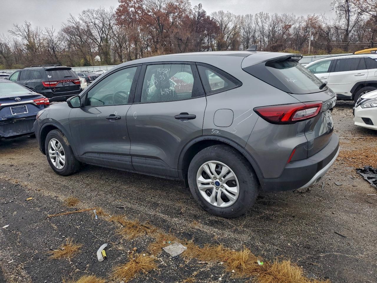 2023 Ford Escape - Фото 2