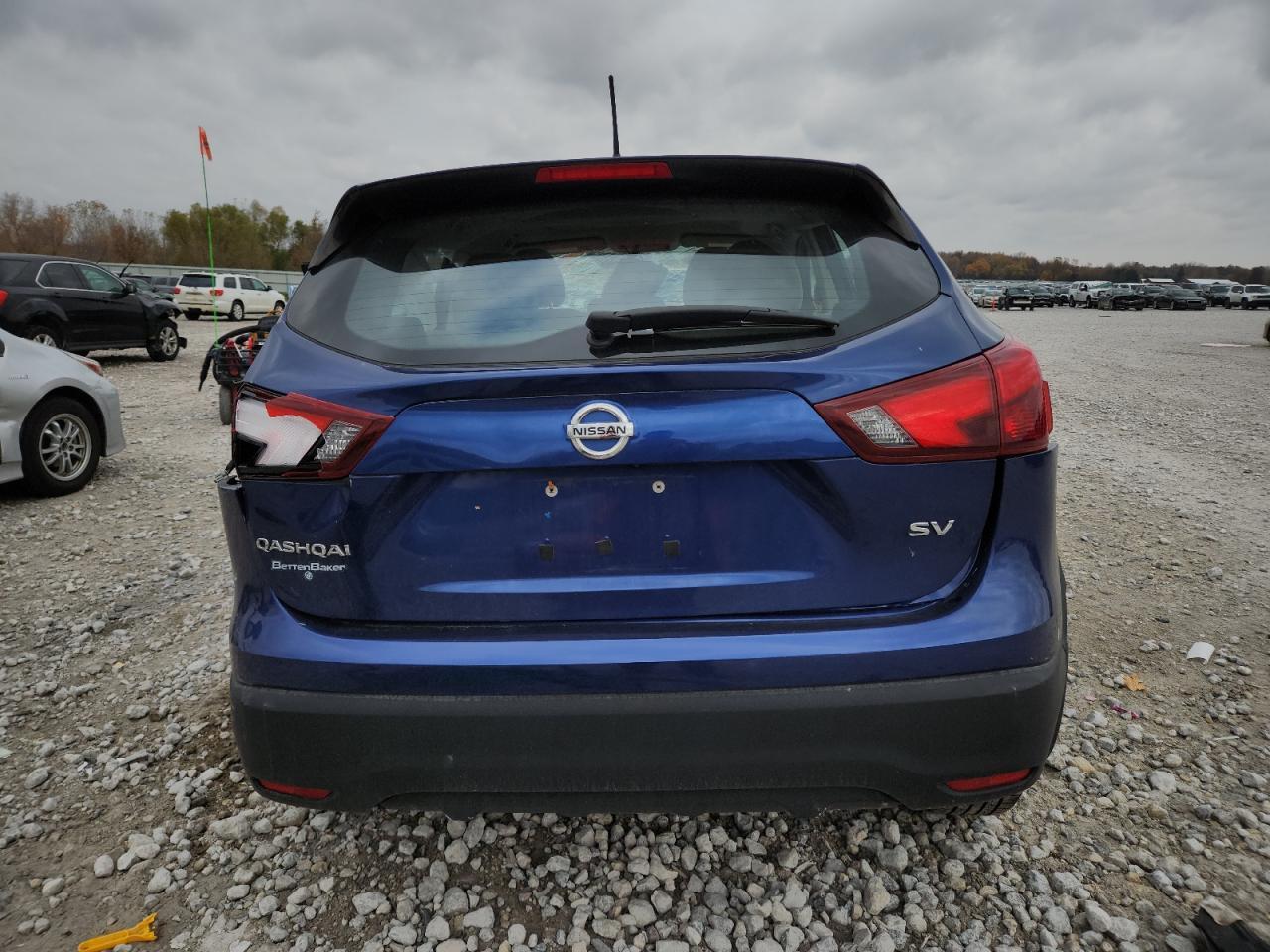 2017 Nissan Rogue Sport S - Image 6