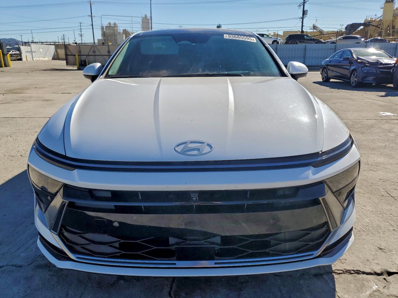 2024 Hyundai Sonata Hybrid - Фото 5