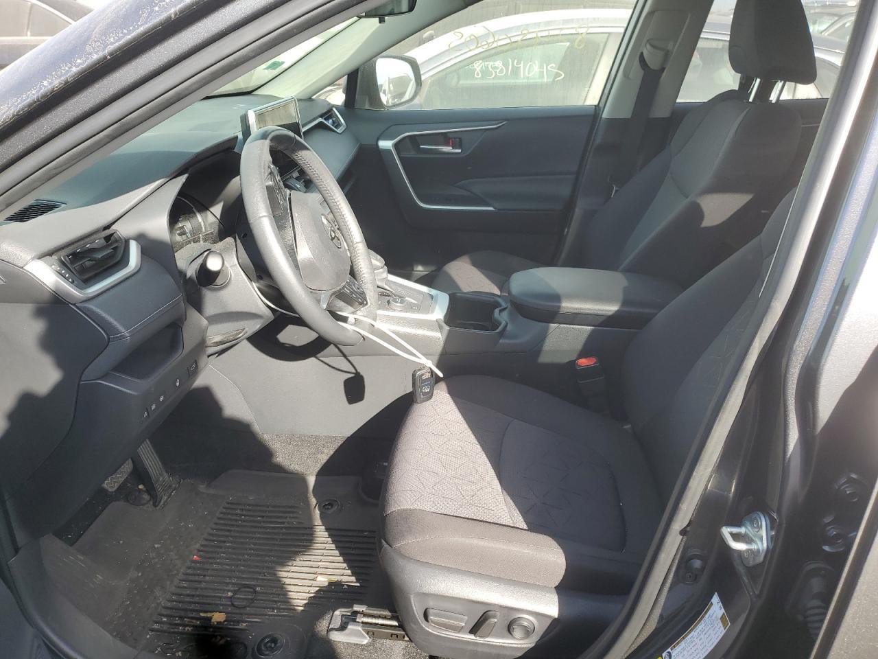 2024 Toyota Rav4 Xle - Image 7