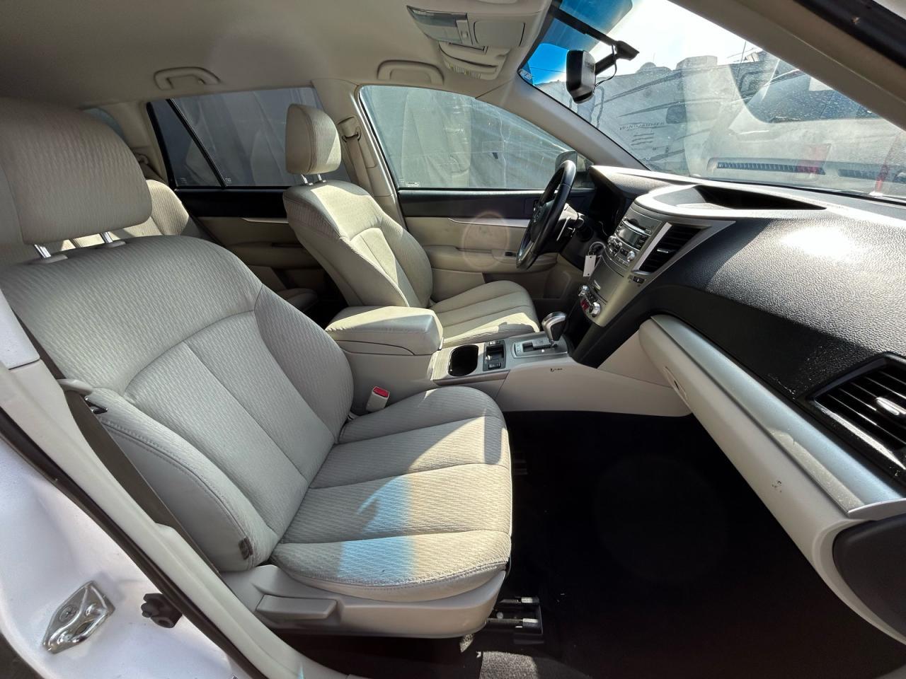 2011 Subaru Outback 2.5I Premium - Фото 5