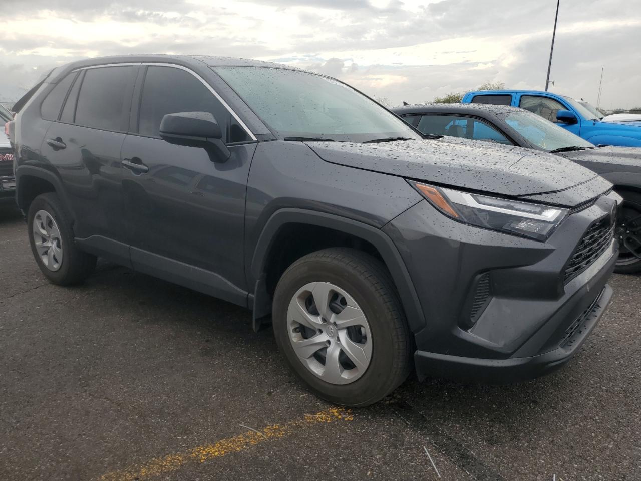 2025 Toyota Rav4 Le - Image 4