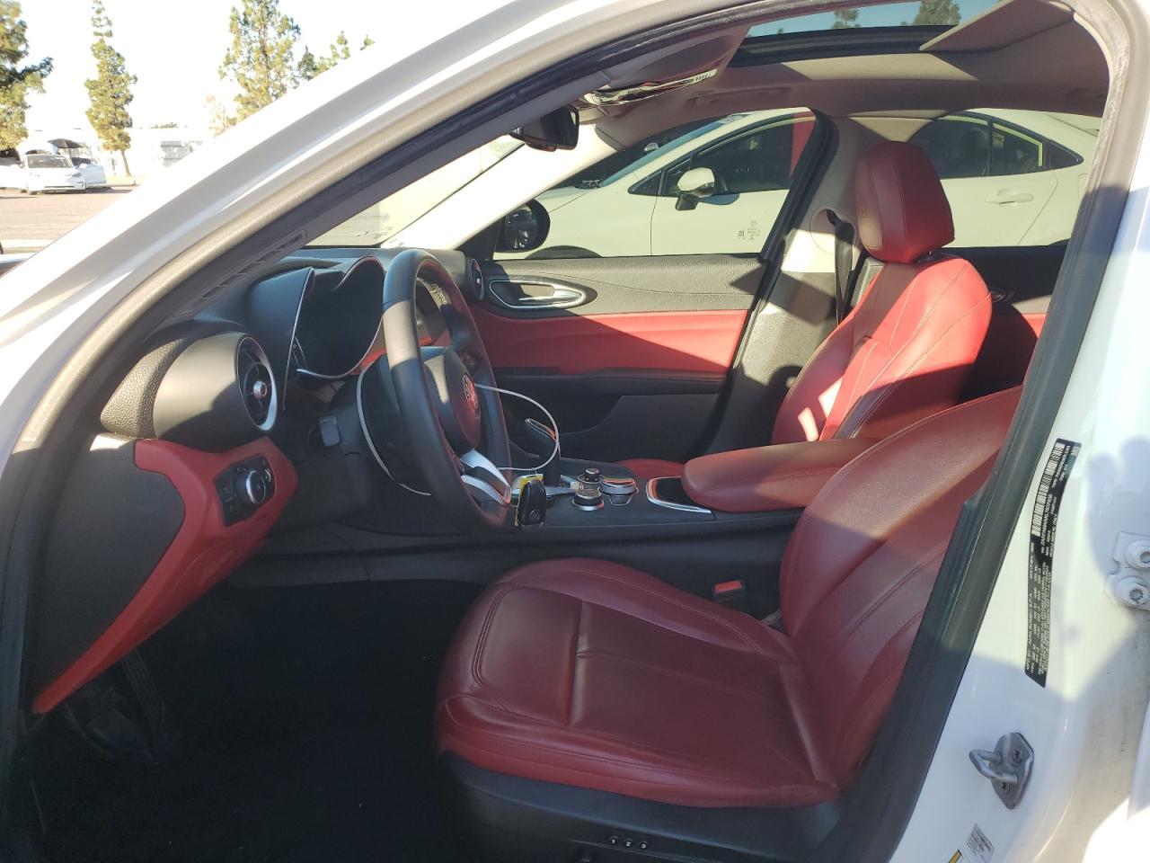 2020 Alfa Romeo Giulia - Image 7