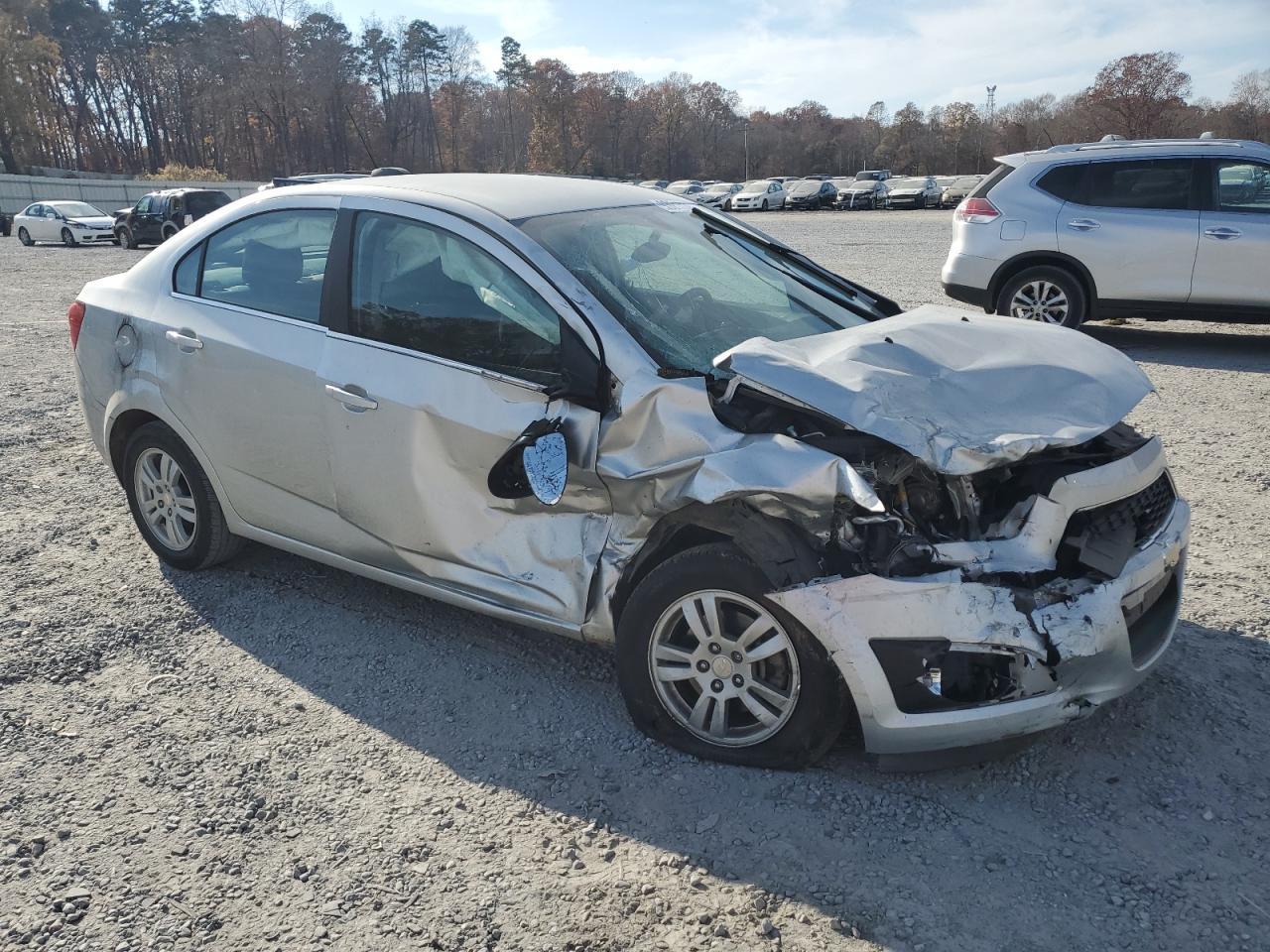 2015 Chevrolet Sonic Lt - Фото 4