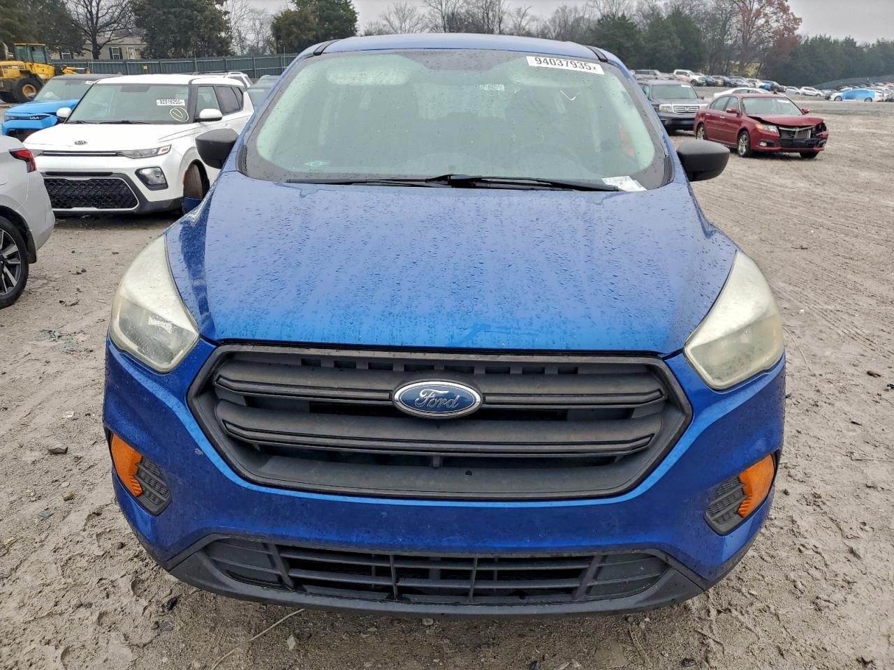 2017 Ford Escape S - Image 5