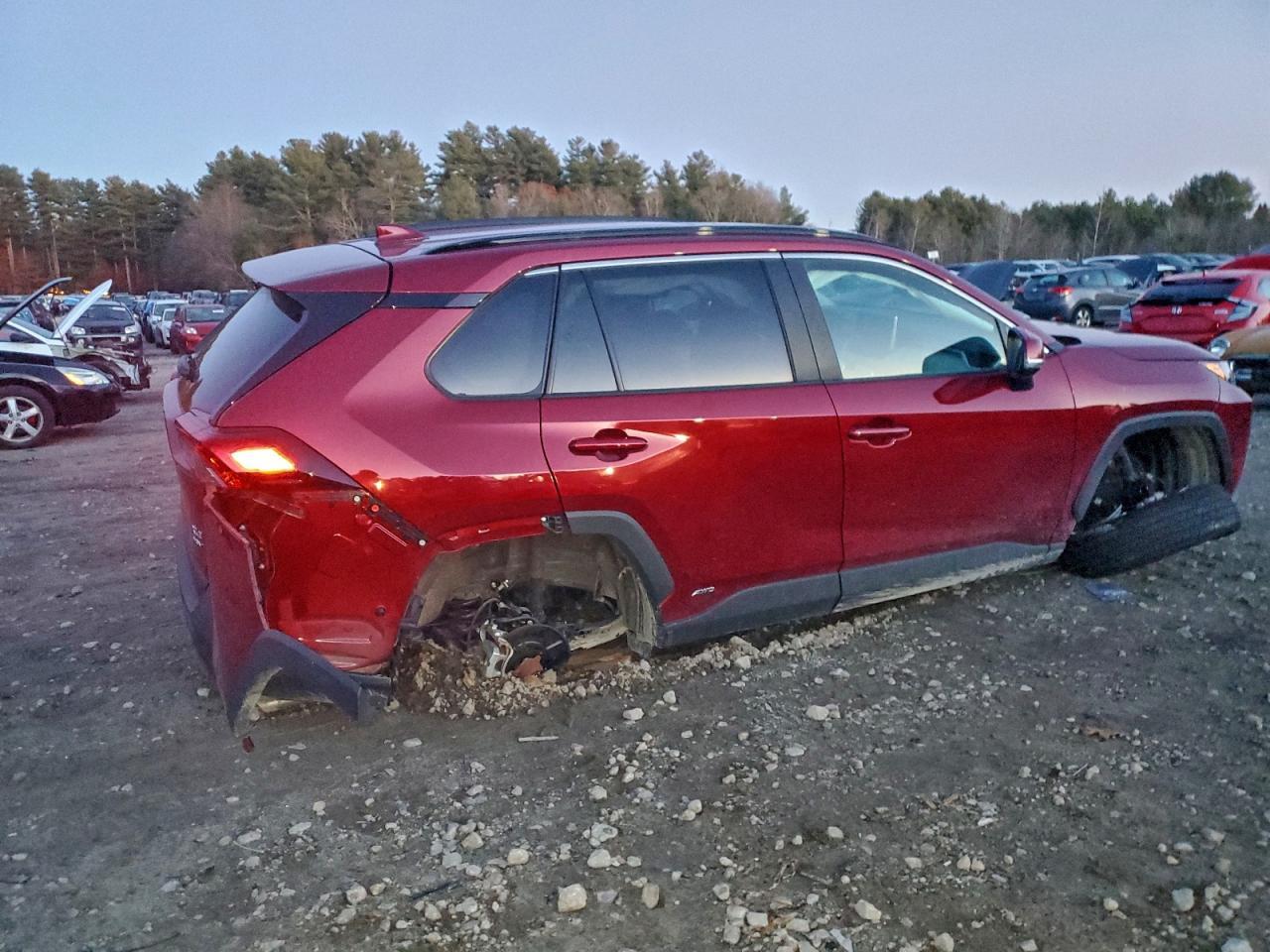2025 Toyota Rav4 Xle - Фото 3
