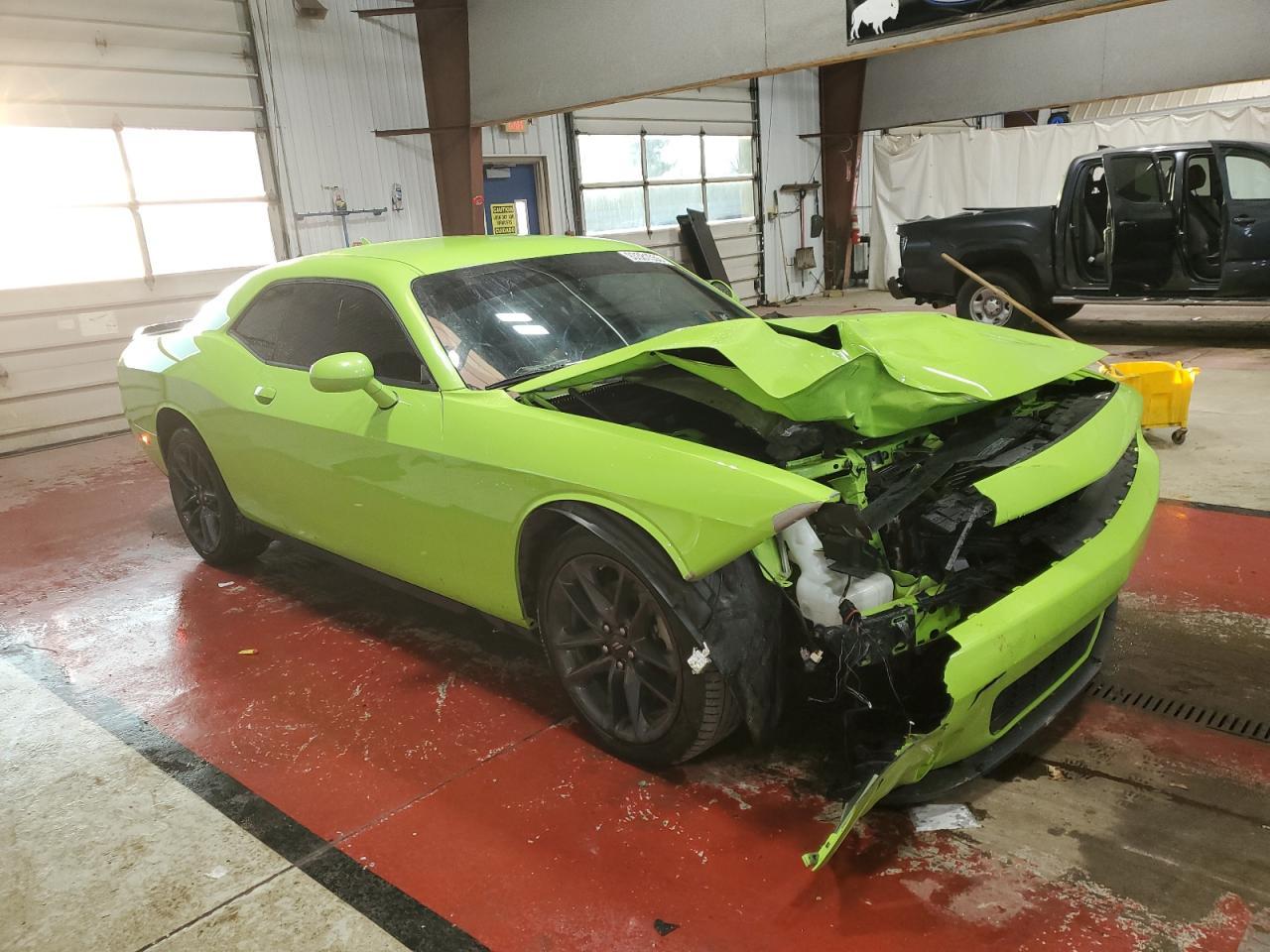 2023 Dodge Challenger Sxt - Фото 4
