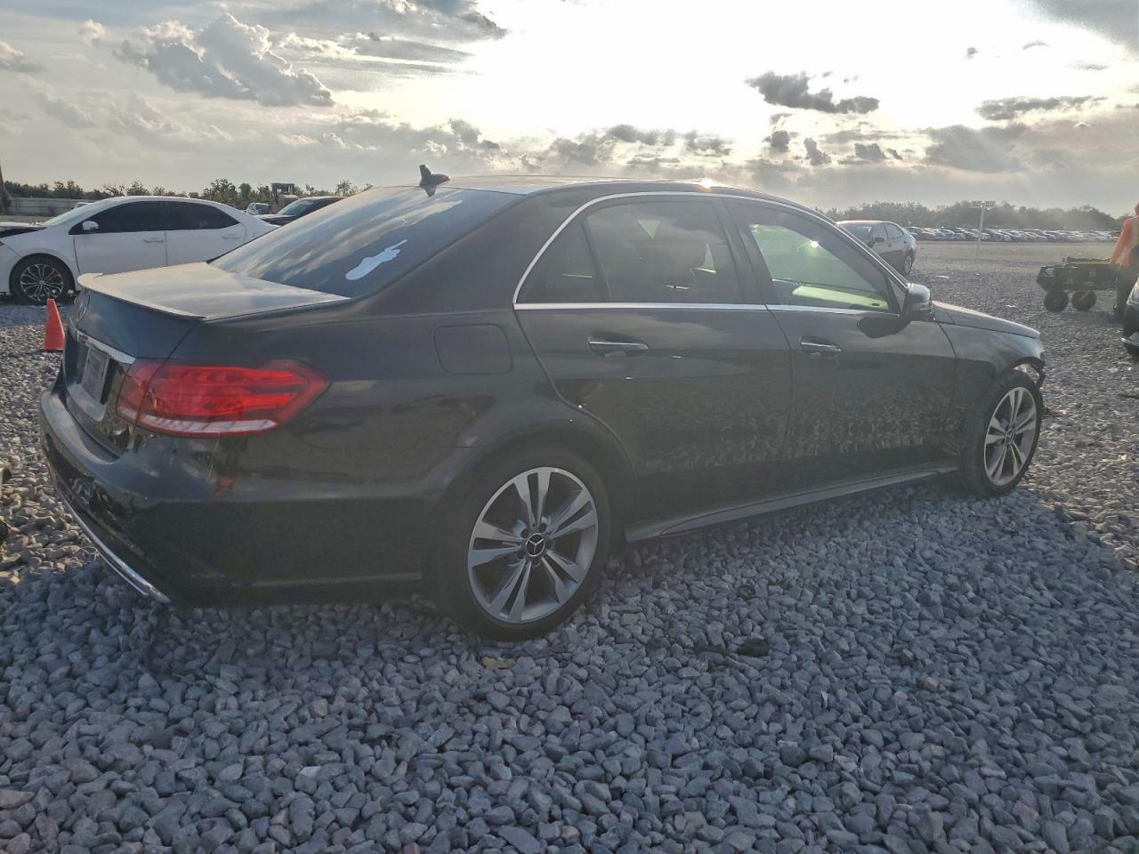 2014 Mercedes-Benz E 350 - Image 3