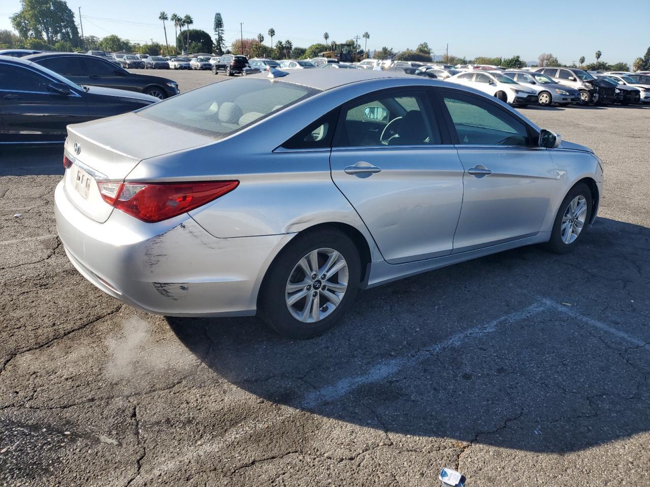 2013 Hyundai Sonata Gls - Фото 3