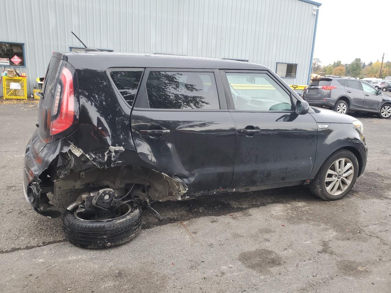 2017 Kia Soul + - Image 3