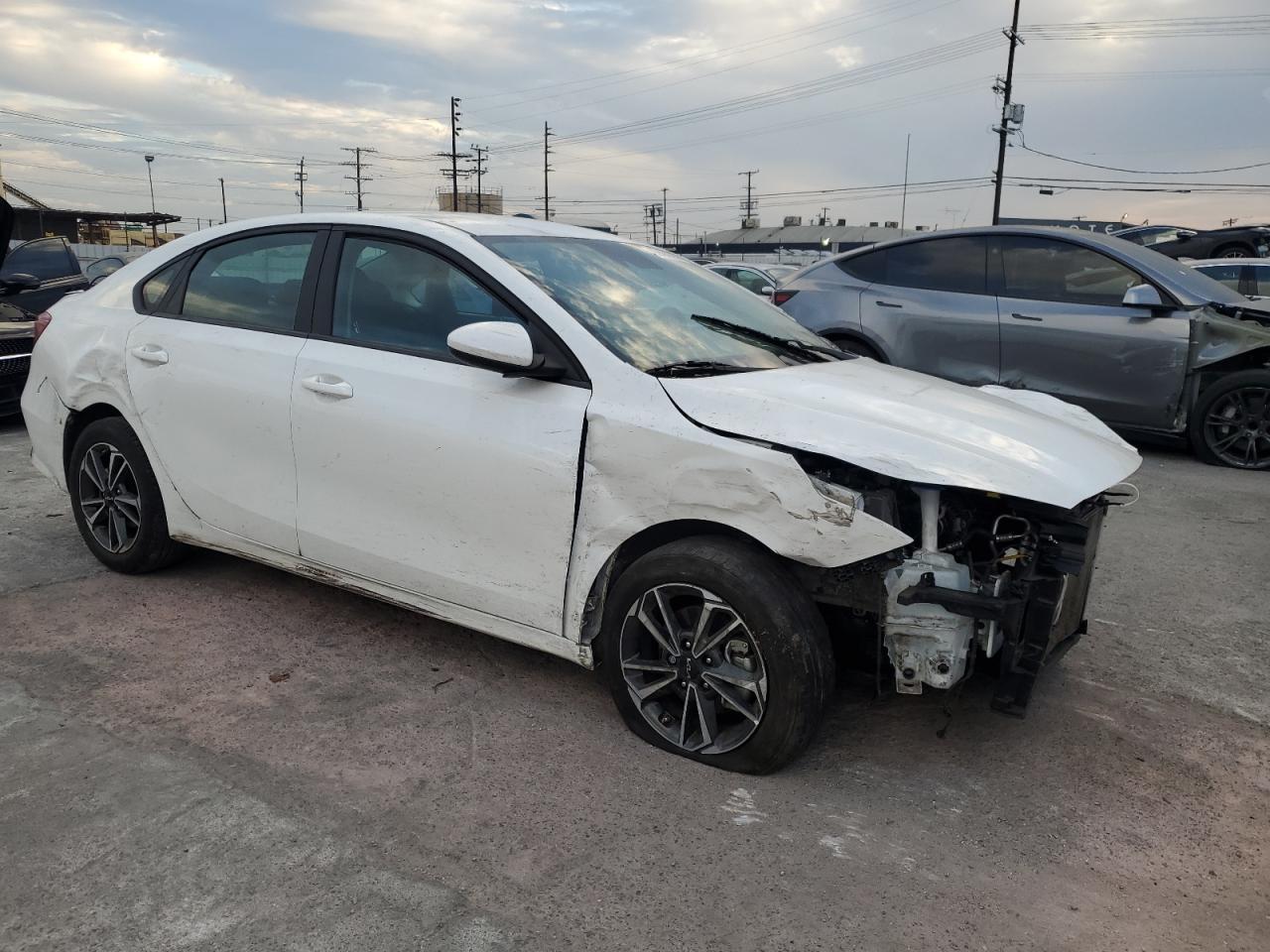 2023 Kia Forte Lx - Фото 4