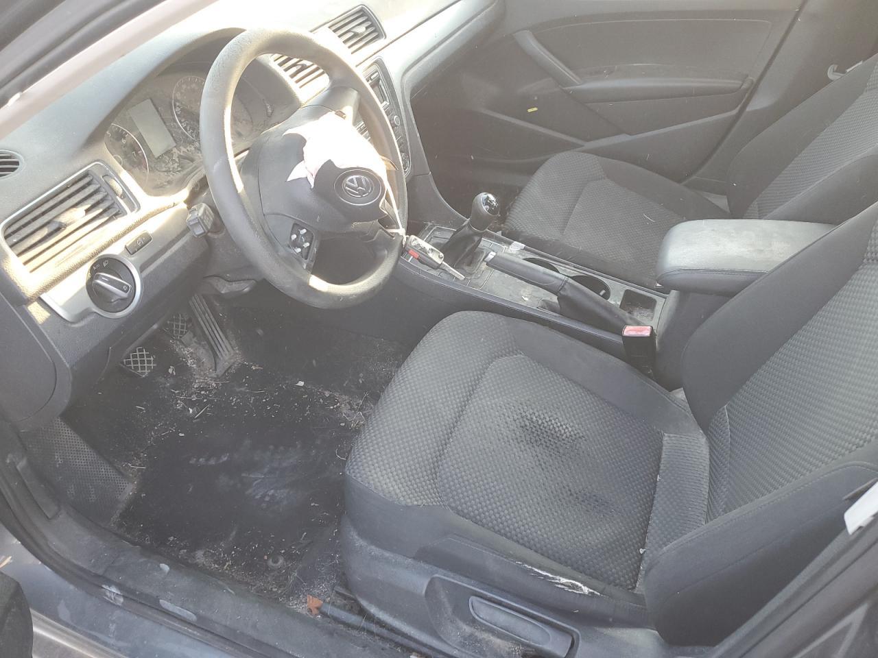 2014 Volkswagen Passat S - Фото 7