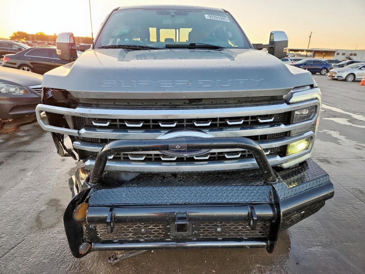 2024 Ford F350 Super Duty - Image 5