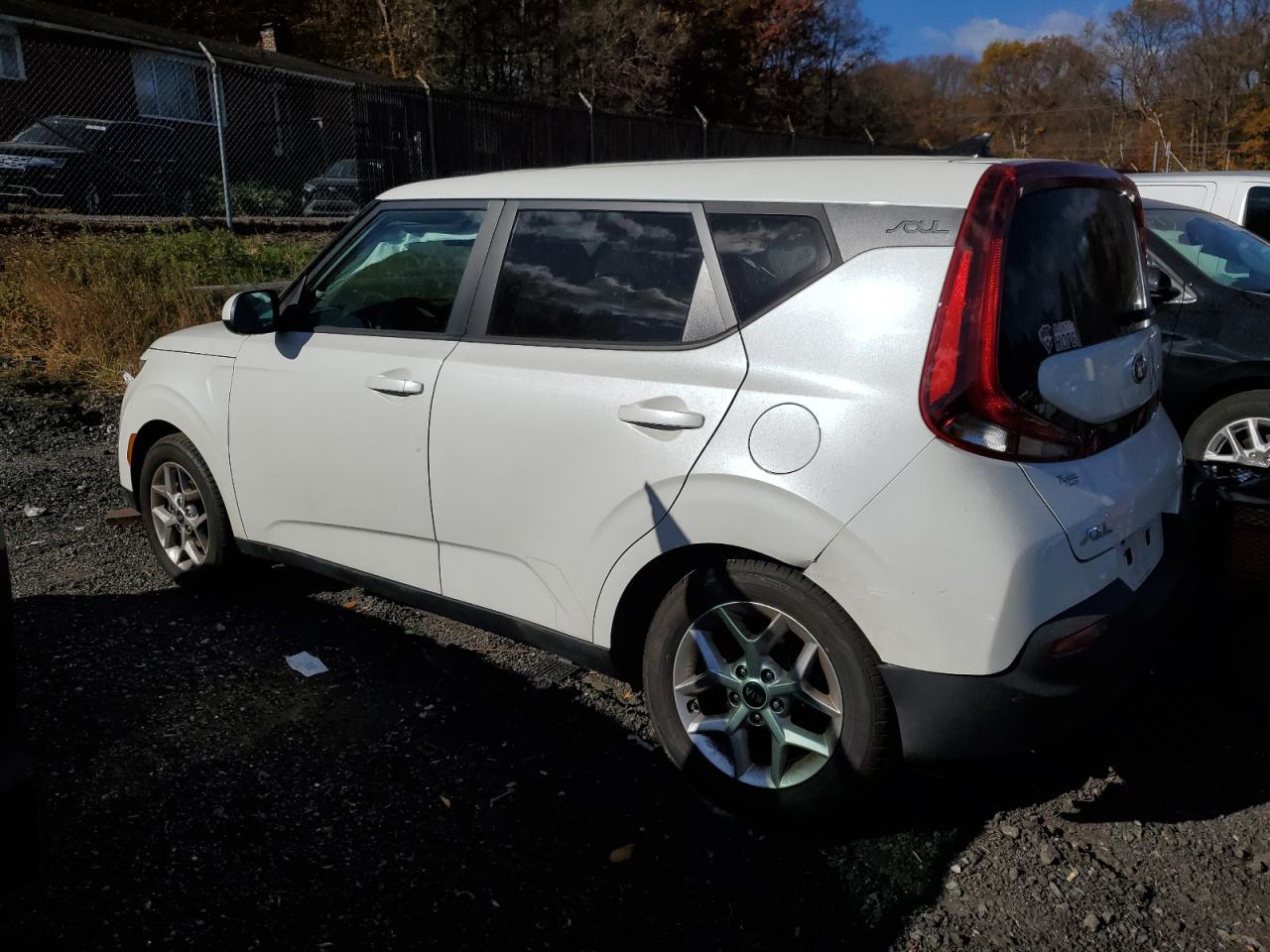 2021 Kia Soul Lx - Фото 2