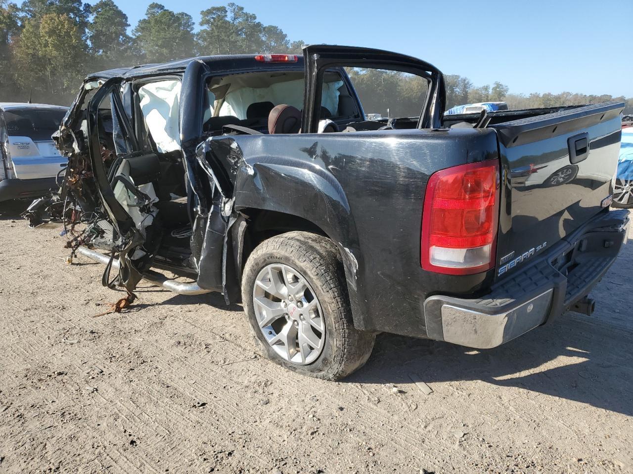 2011 GMC Sierra C1500 Sle - Image 2