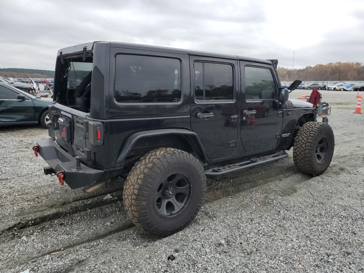 2016 Jeep Wrangler Unlimited Sport - Image 3