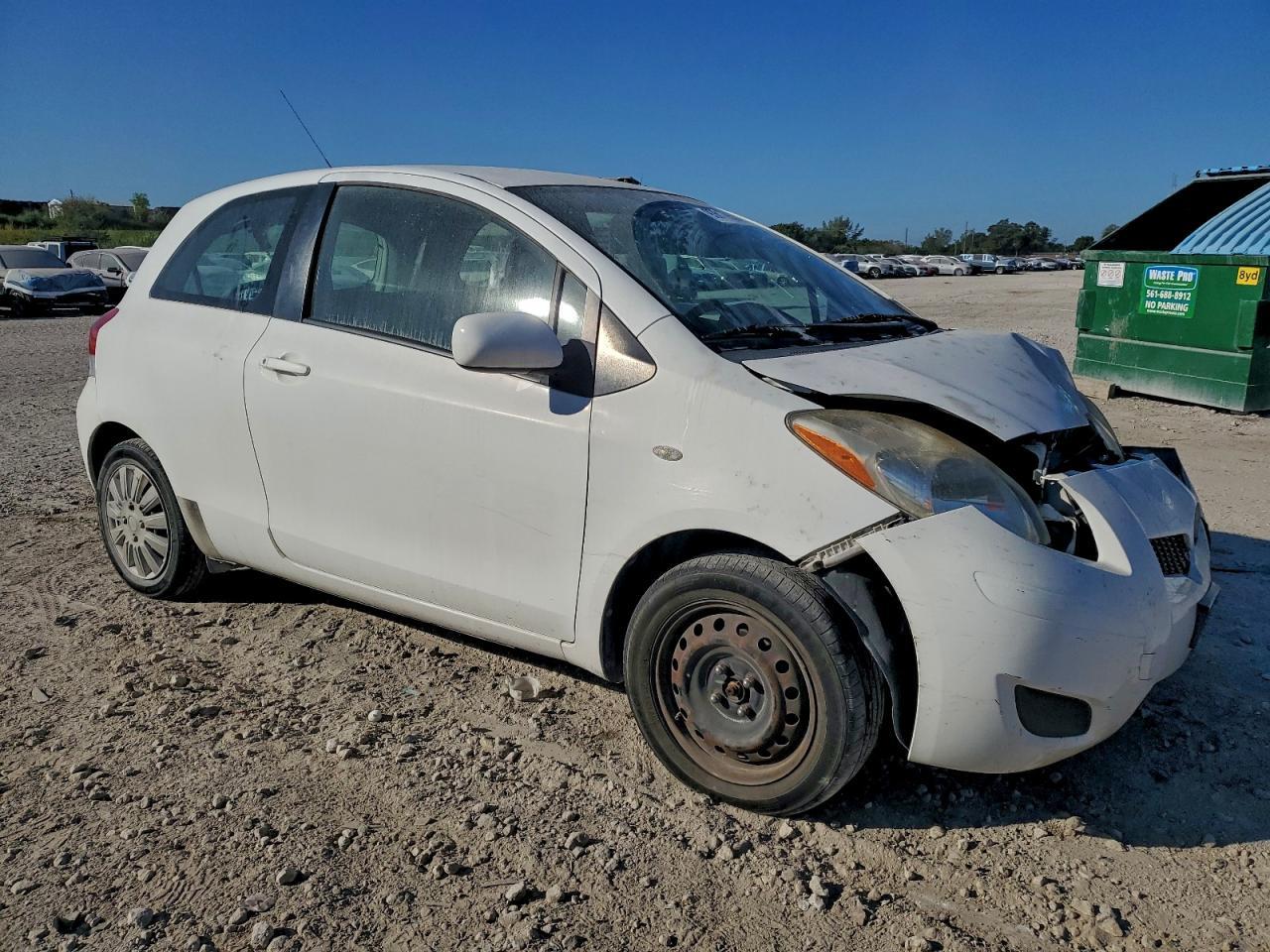 2010 Toyota Yaris - Фото 4