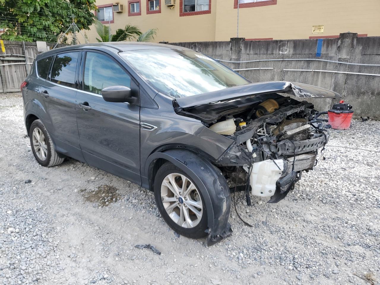 2019 Ford Escape Se - Image 4