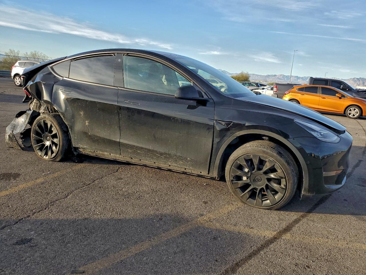 2022 Tesla Model Y - Фото 4
