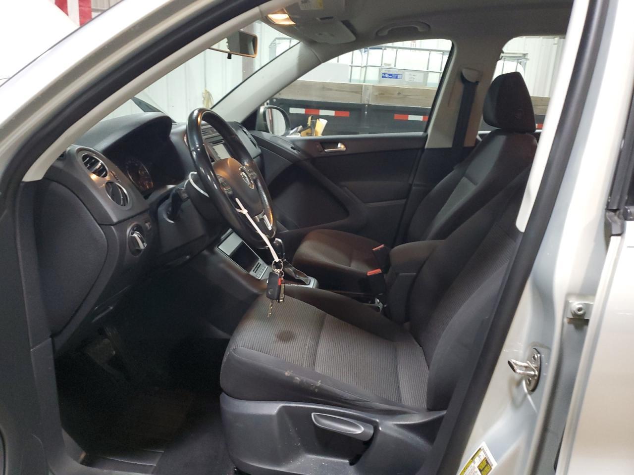 2013 Volkswagen Tiguan S - Фото 7