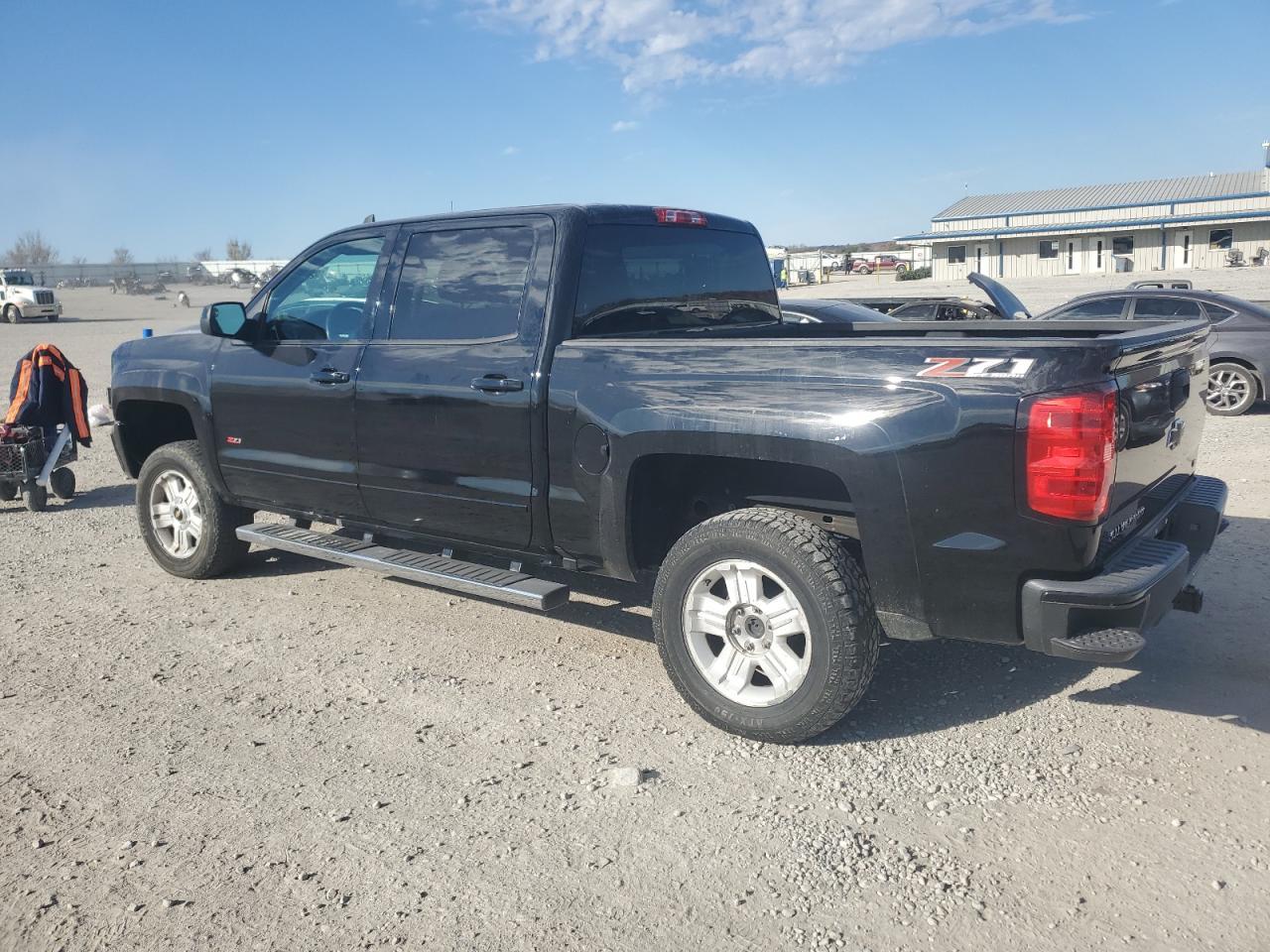 2018 Chevrolet Silverado K1500 Lt - Image 2