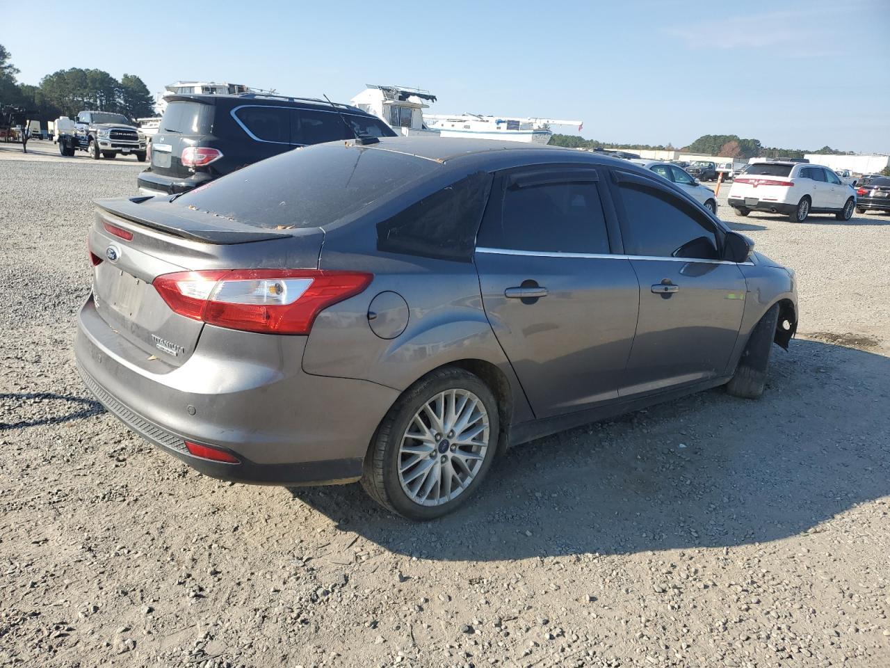 2014 Ford Focus Titanium - Фото 3
