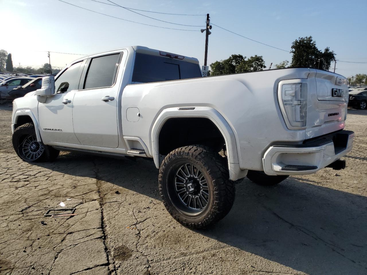 2020 GMC Sierra K2500 Denali - Фото 2