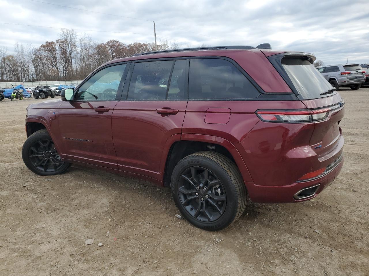 2025 Jeep Grand Cherokee 4Xe - Image 2