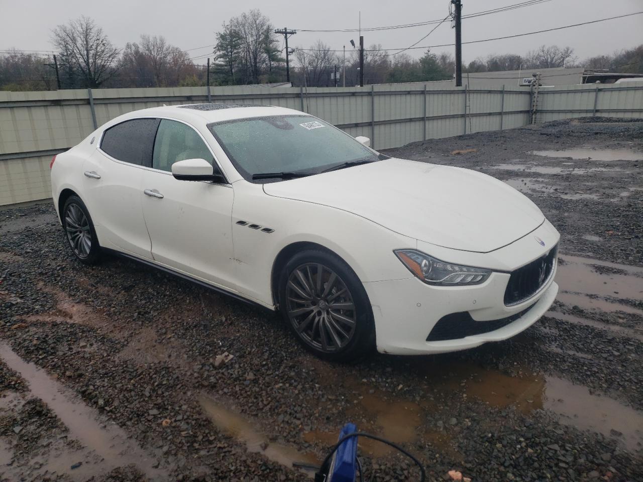 2017 Maserati Ghibli S - Image 4