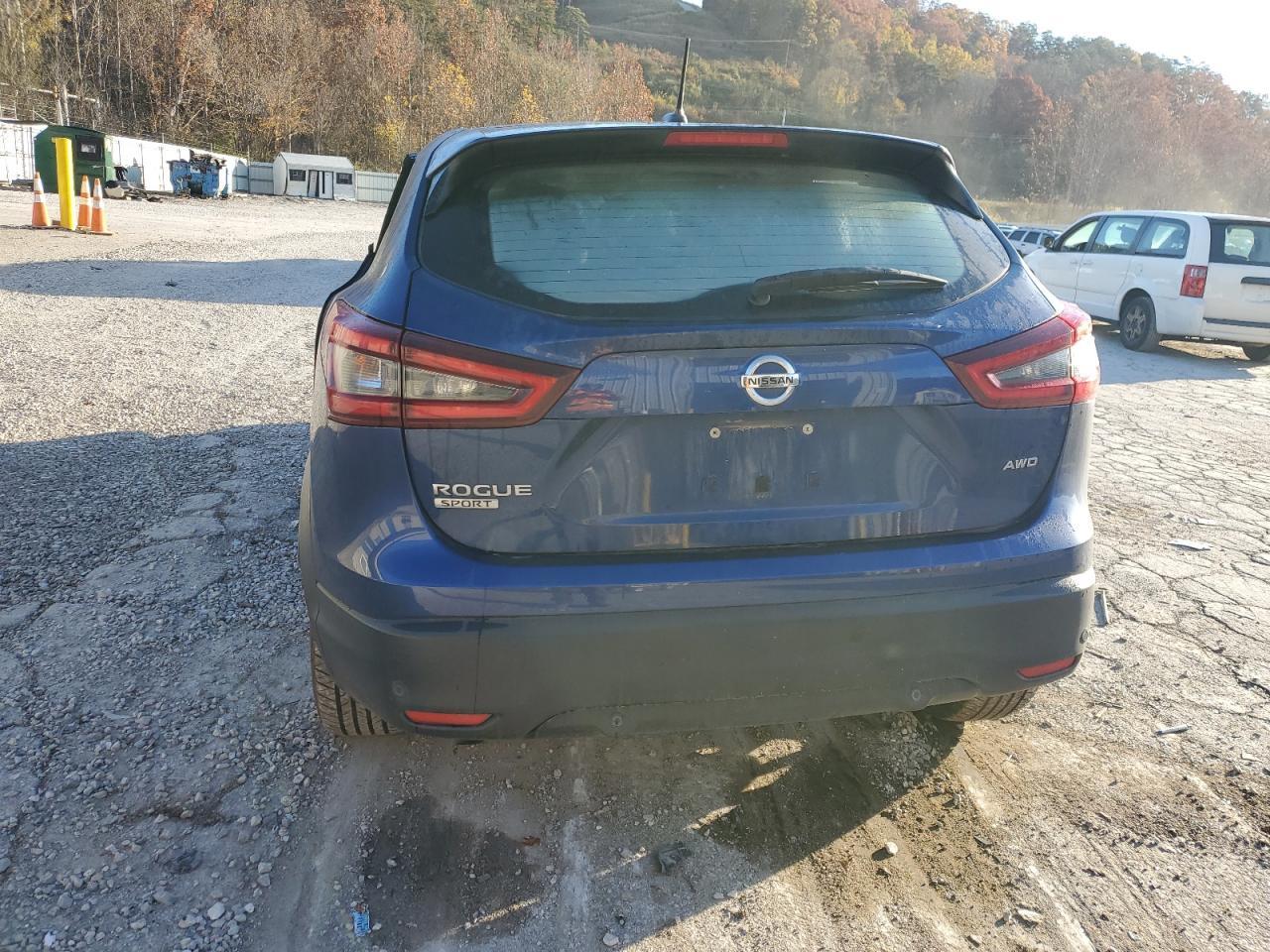 2021 Nissan Rogue Sport S - Фото 6