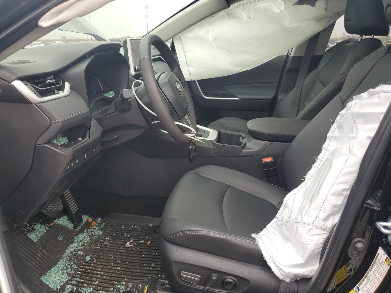 2025 Toyota Rav4 Xle Premium - Image 7