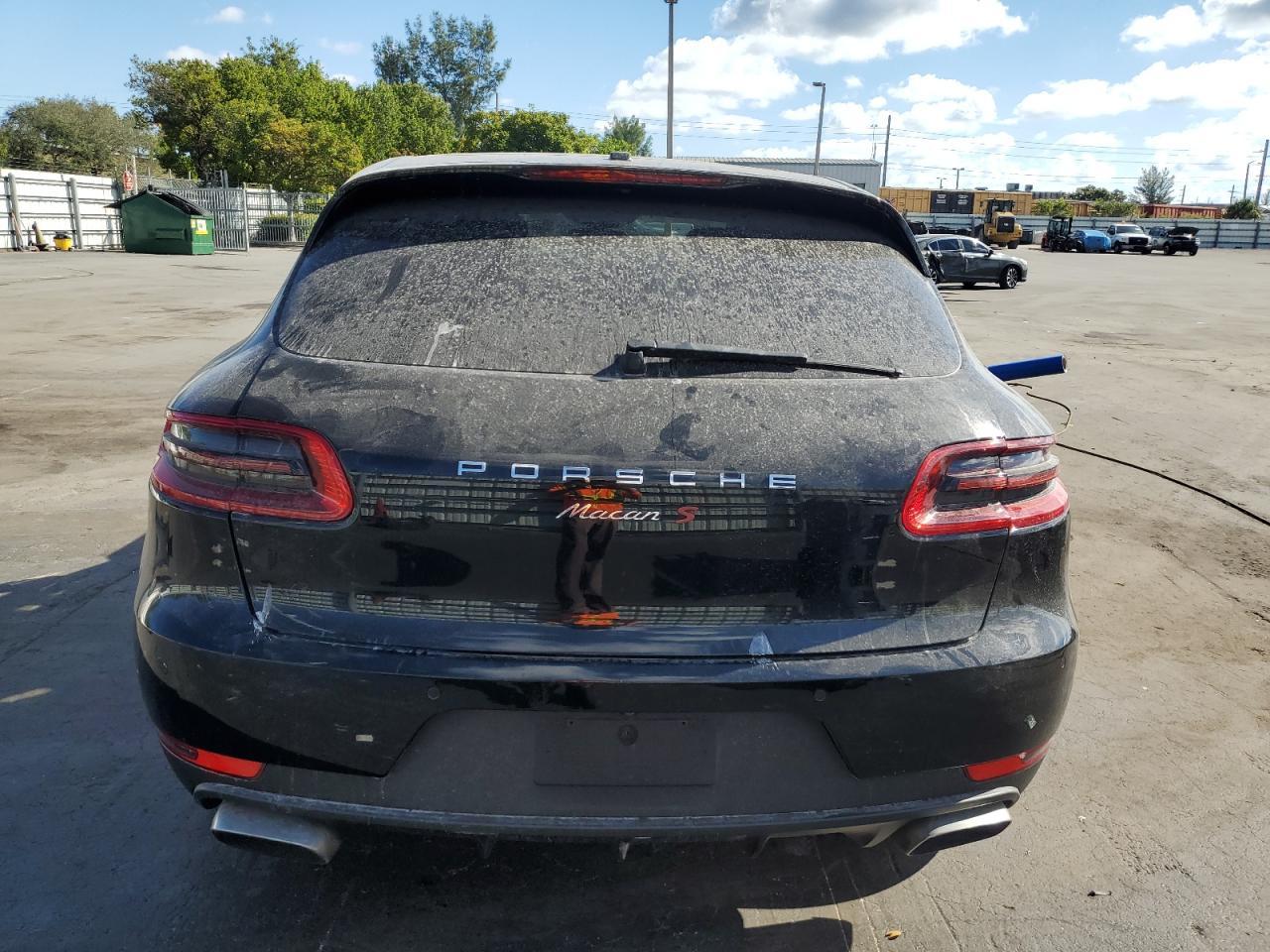 2018 Porsche Macan - Image 6