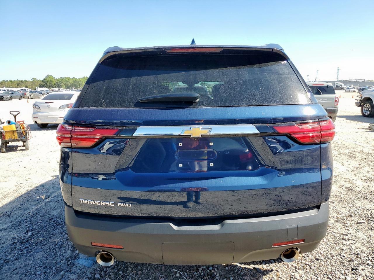 2023 Chevrolet Traverse Ls - Фото 6
