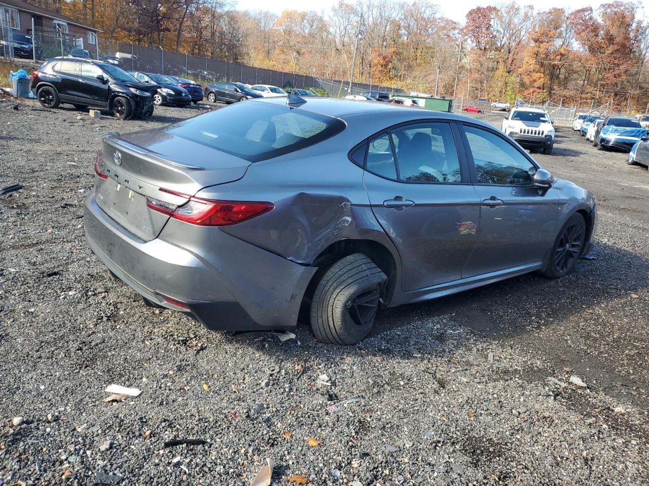 2025 Toyota Camry Xse - Image 3