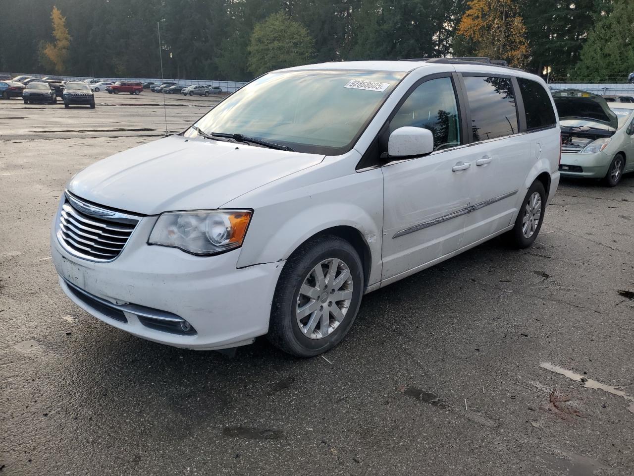 2014 Chrysler Town & Country Touring