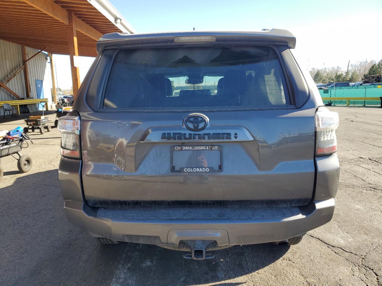 2020 Toyota 4Runner Sr5/Sr5 Premium - Image 6