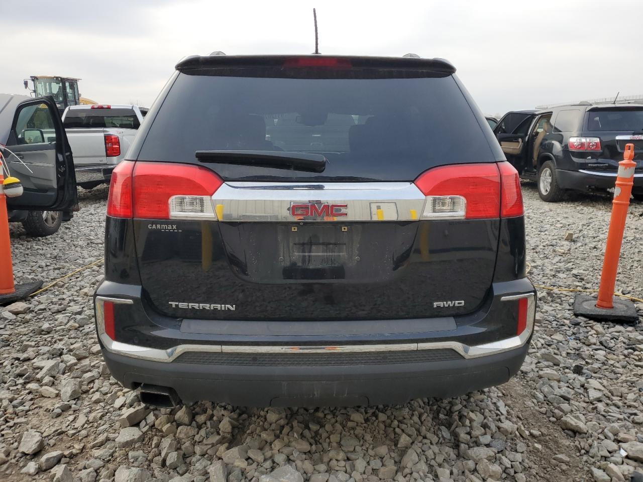 2016 GMC Terrain Slt - Image 6