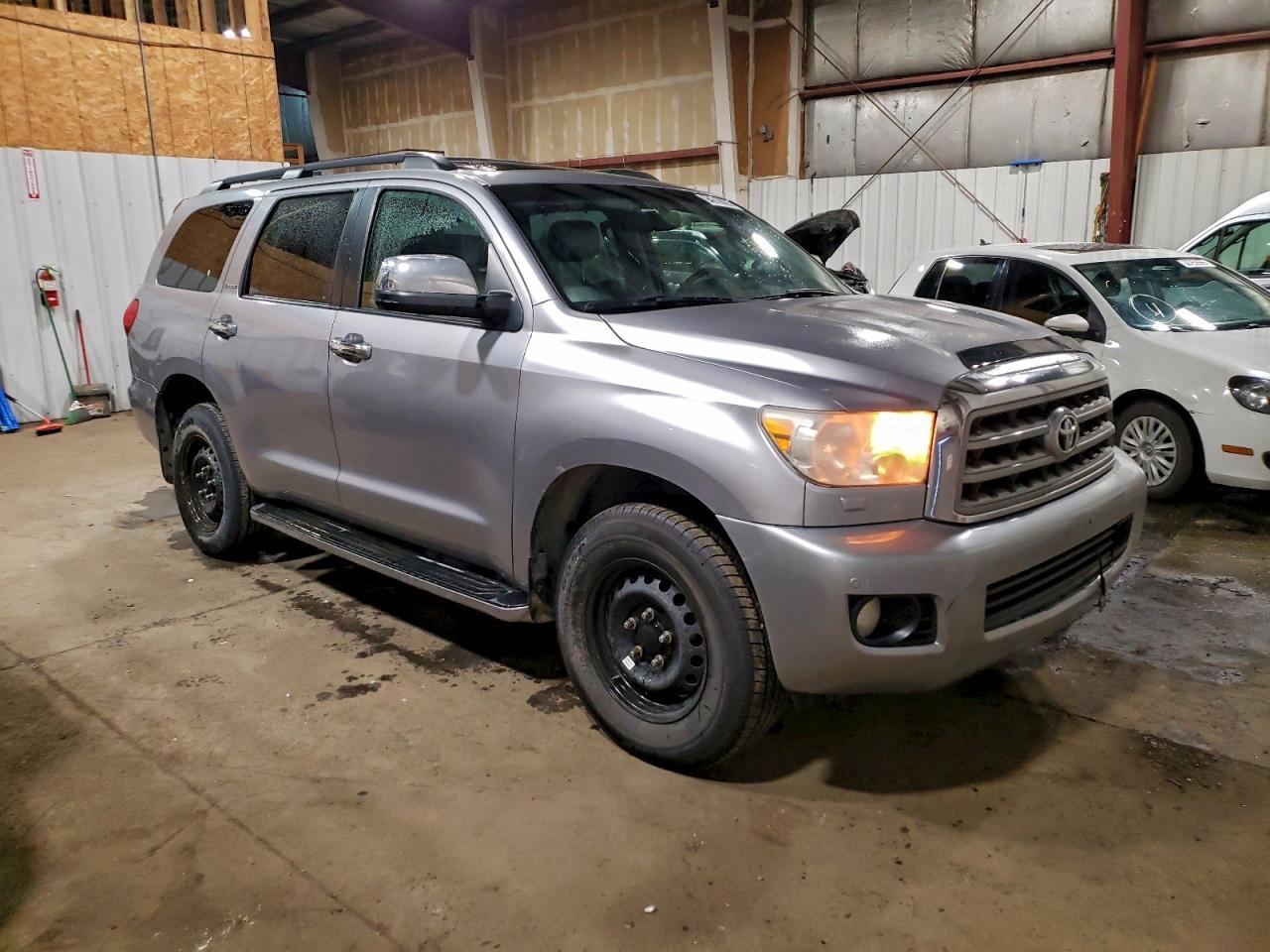 2010 Toyota Sequoia Platinum - Фото 4