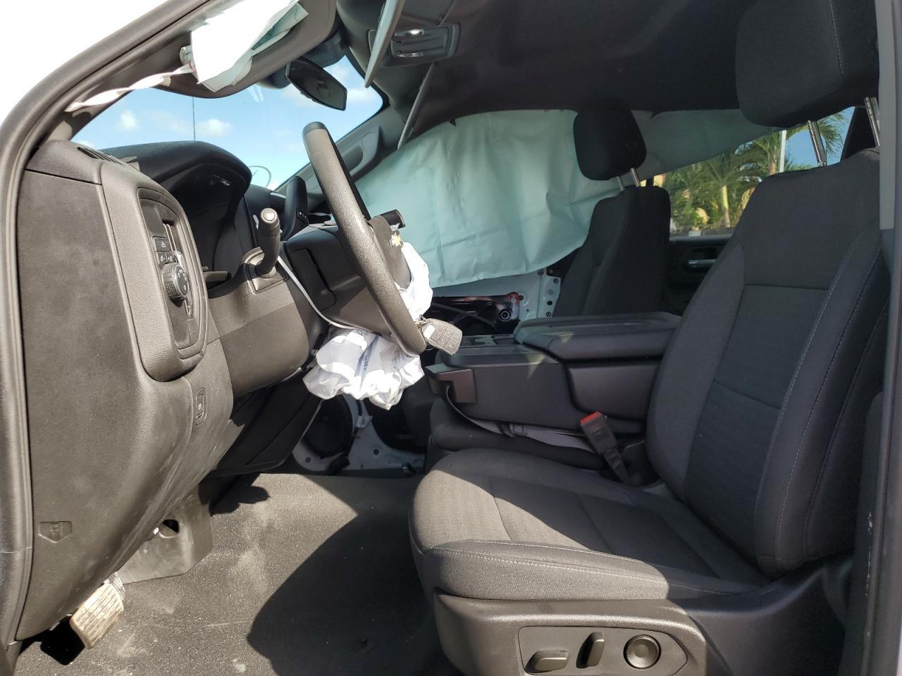 2024 Chevrolet Silverado C1500 Custom - Фото 7