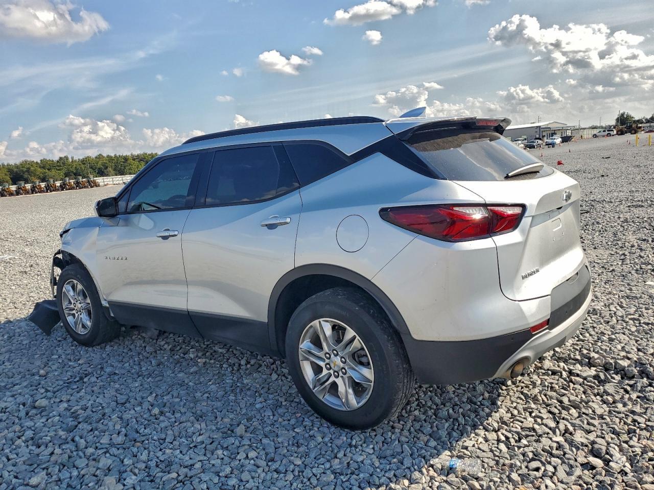 2022 Chevrolet Blazer 2Lt - Фото 2