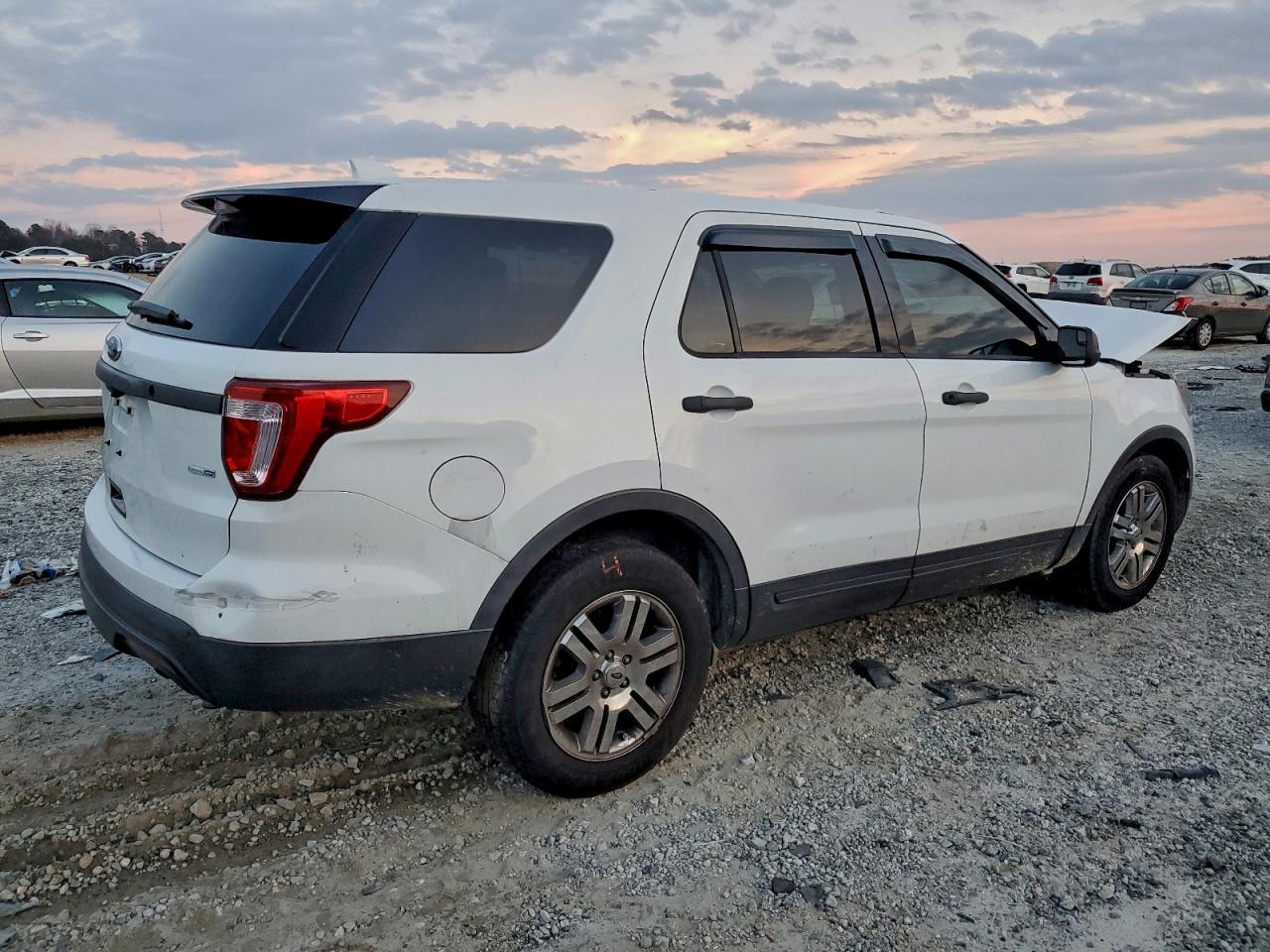 2016 Ford Explorer Police Interceptor - Image 3