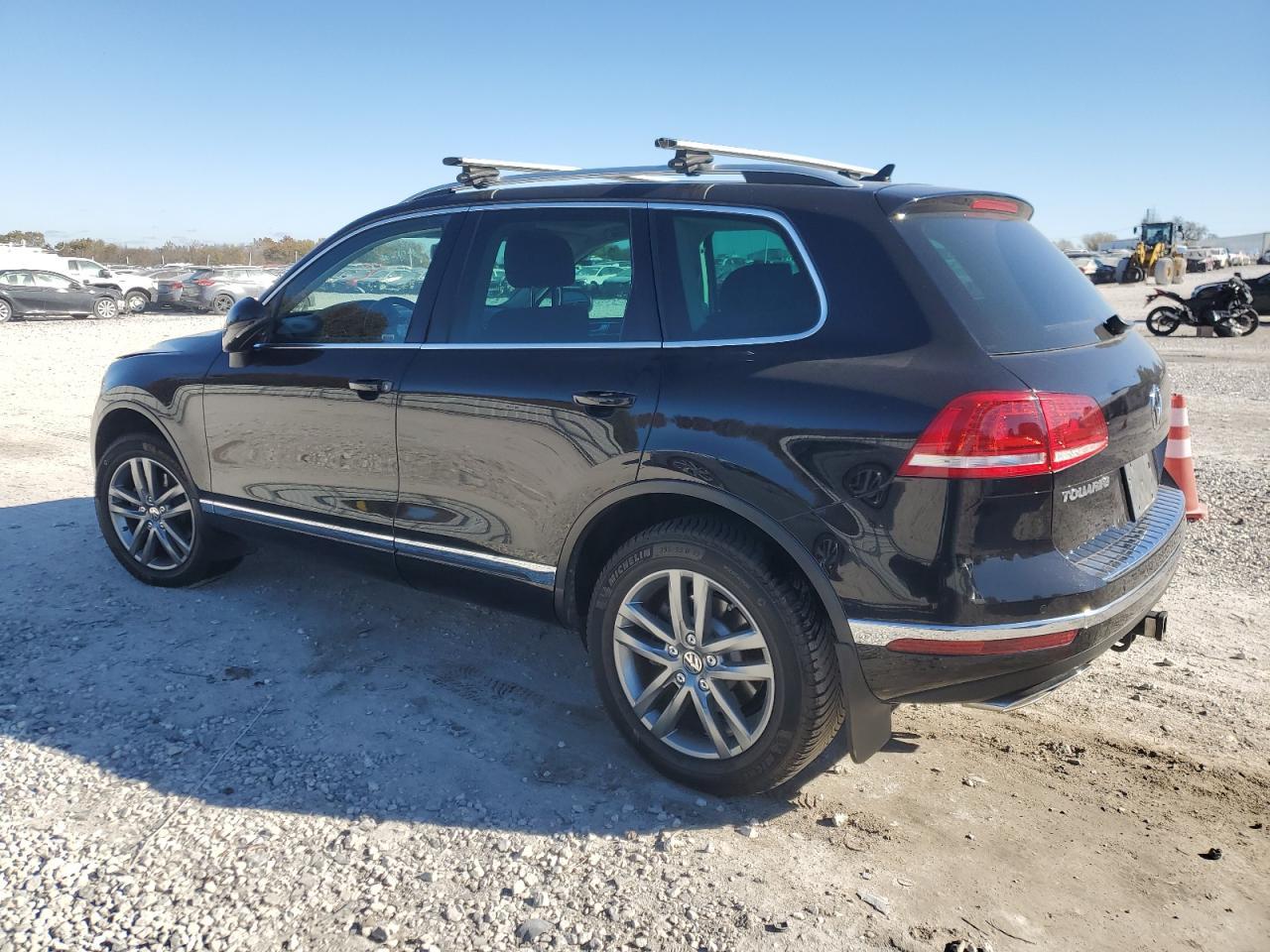 2016 Volkswagen Touareg Tdi - Фото 2