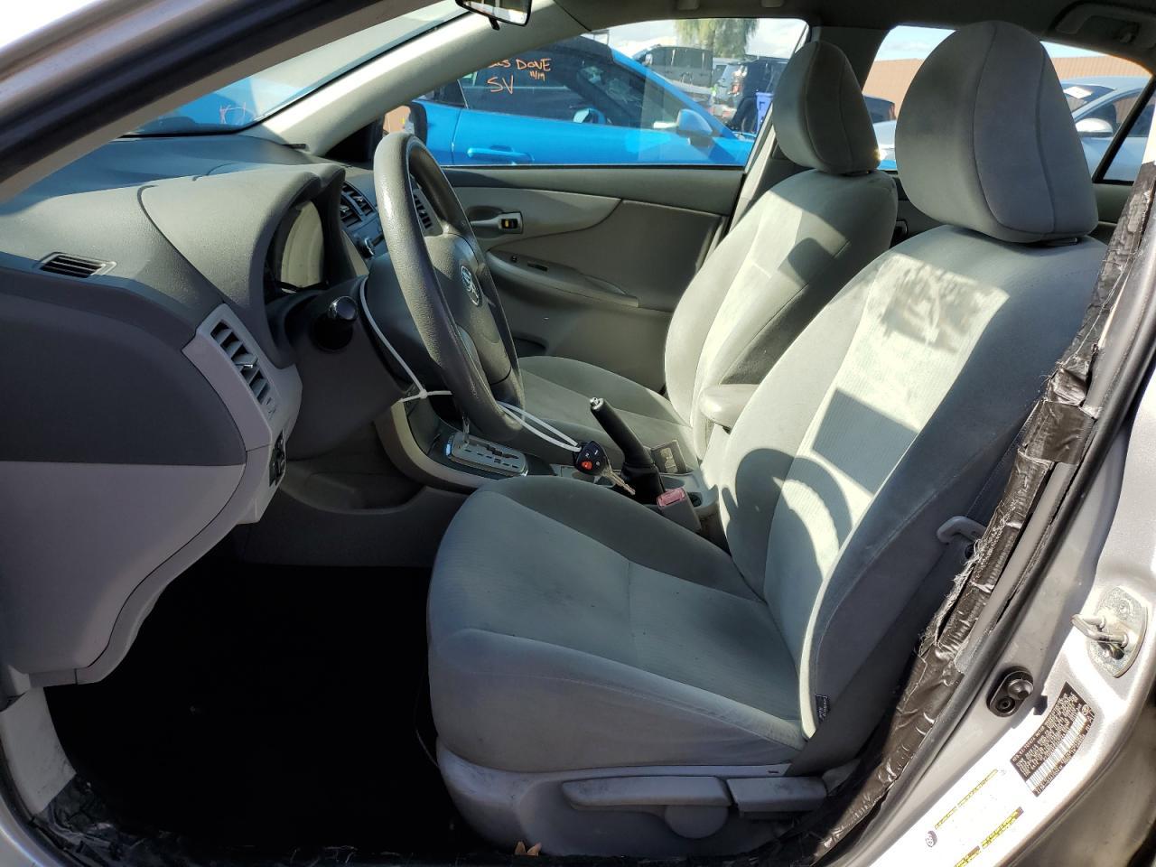 2010 Toyota Corolla Base - Фото 7